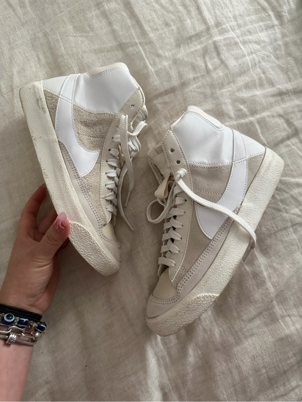 NIKE Blazer Mid ‘77 GA High-Top Sneaker - Picture 6 of 6